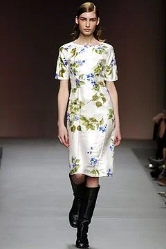 Look 16